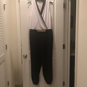 Black and white jumpsuit by Guess